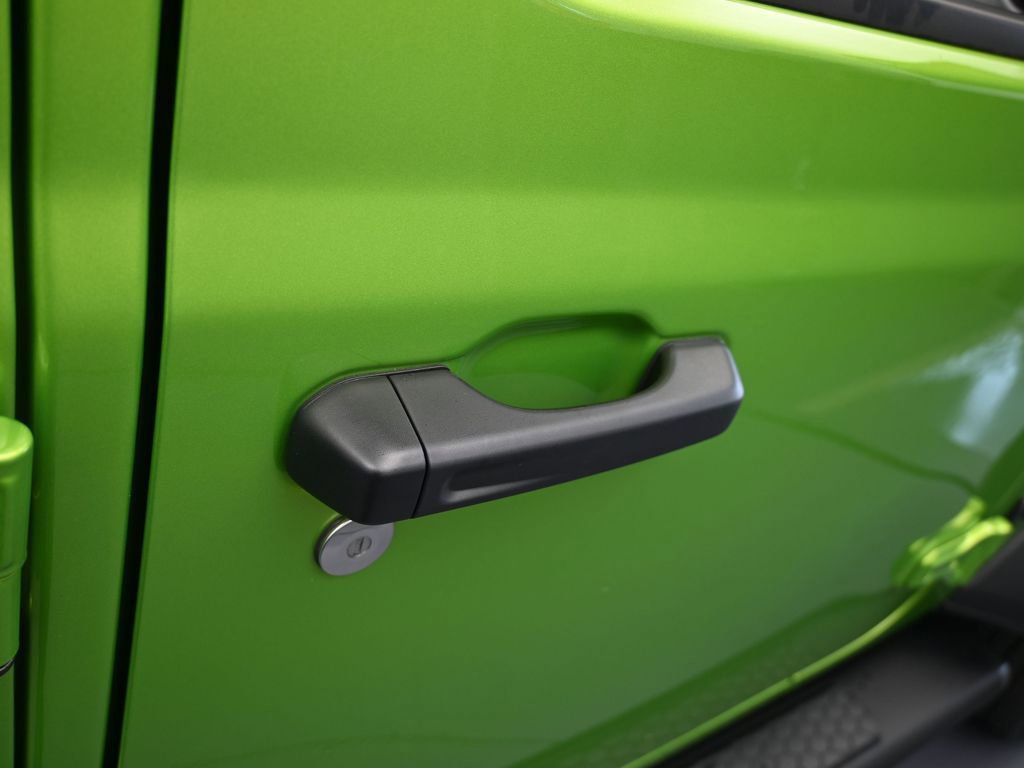 Used 2025 Jeep Wrangler Sport S image 46