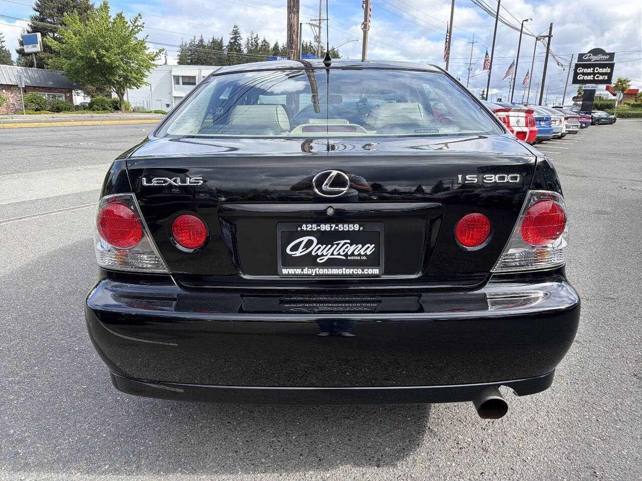 Used 2001 Lexus IS 300 RWD image 6