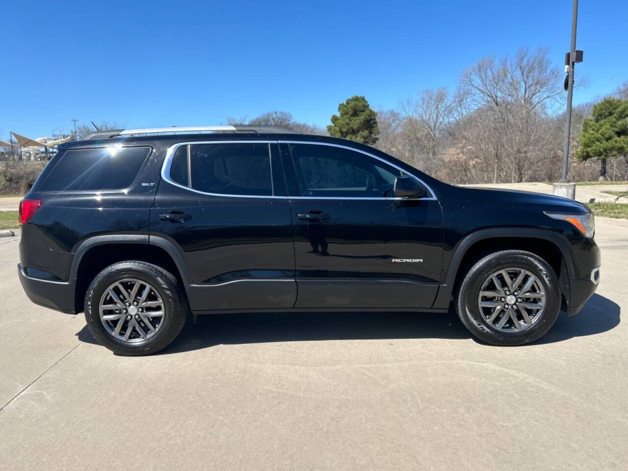 Used 2019 GMC Acadia SLT image 5