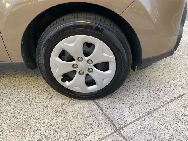 Used 2014 Kia Soul image 24