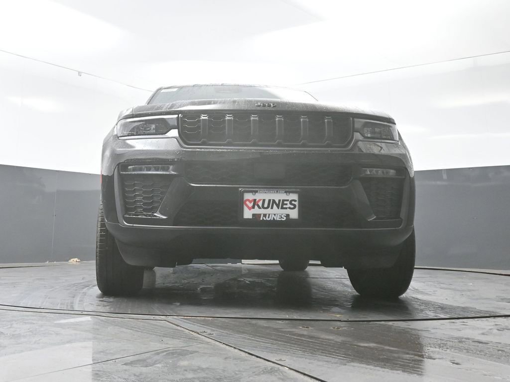 New 2026 Jeep Grand Cherokee Limited w/ Limited Altitude Package image 40