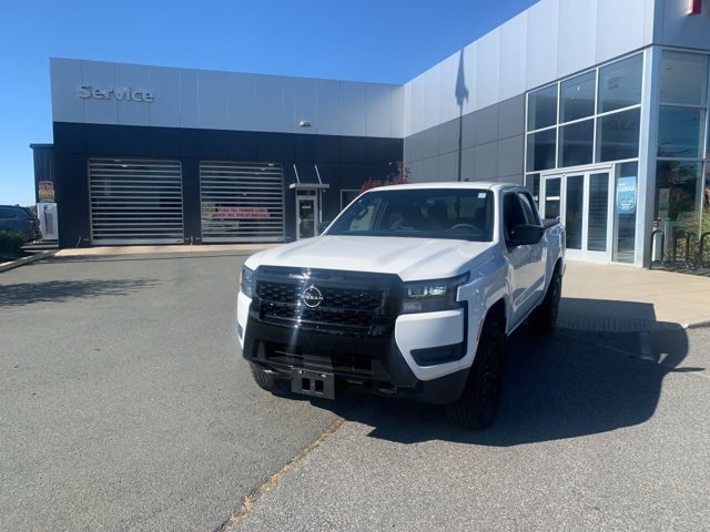 New 2026 Nissan Frontier SV image 3