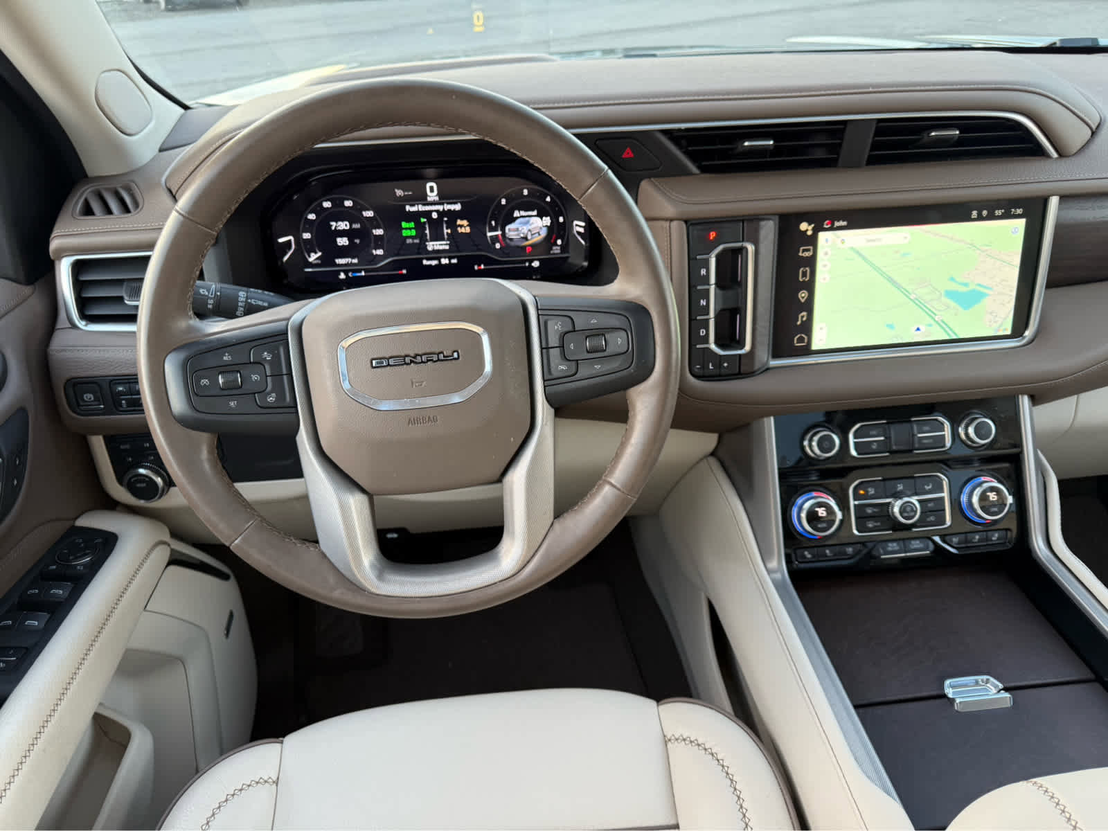 Used 2024 GMC Yukon Denali image 11