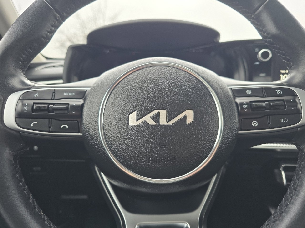 Used 2023 Kia K5 EX image 26