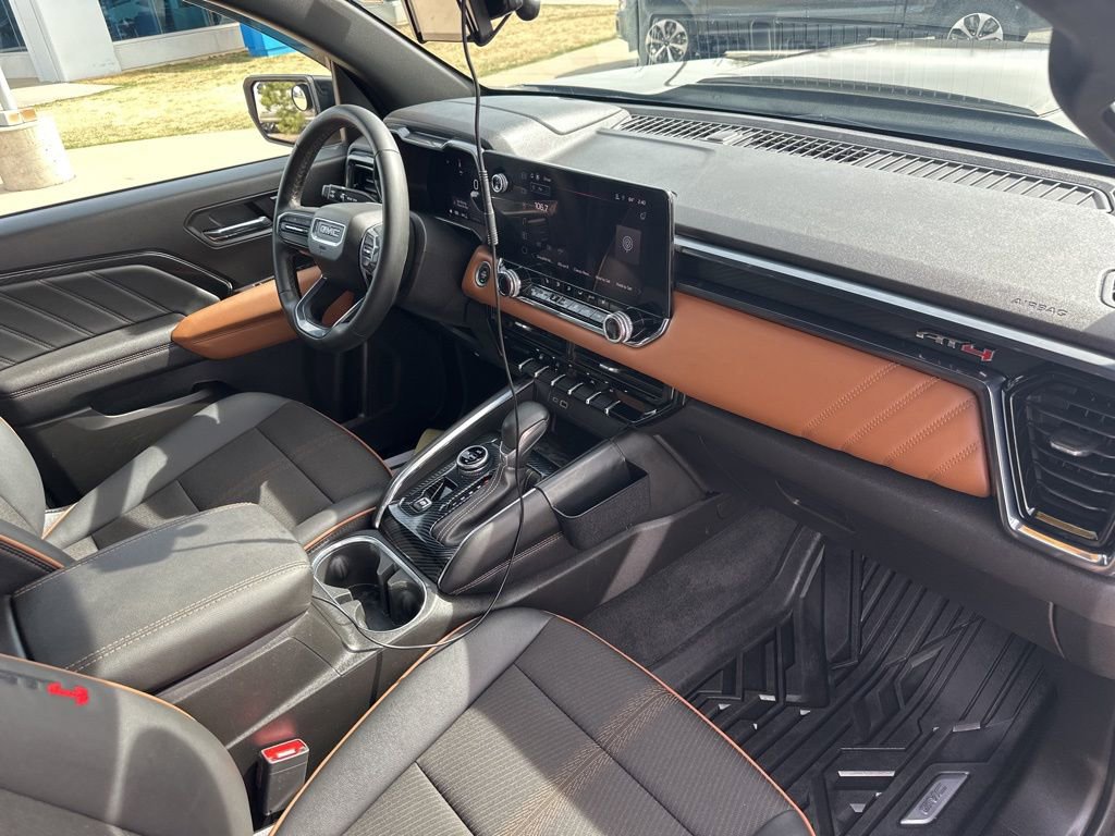 Used 2023 GMC Canyon AT4 w/ Technology Package image 36