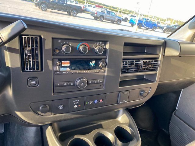 New 2025 GMC Savana 2500 Extended w/ Driver Convenience Package RWD image 21