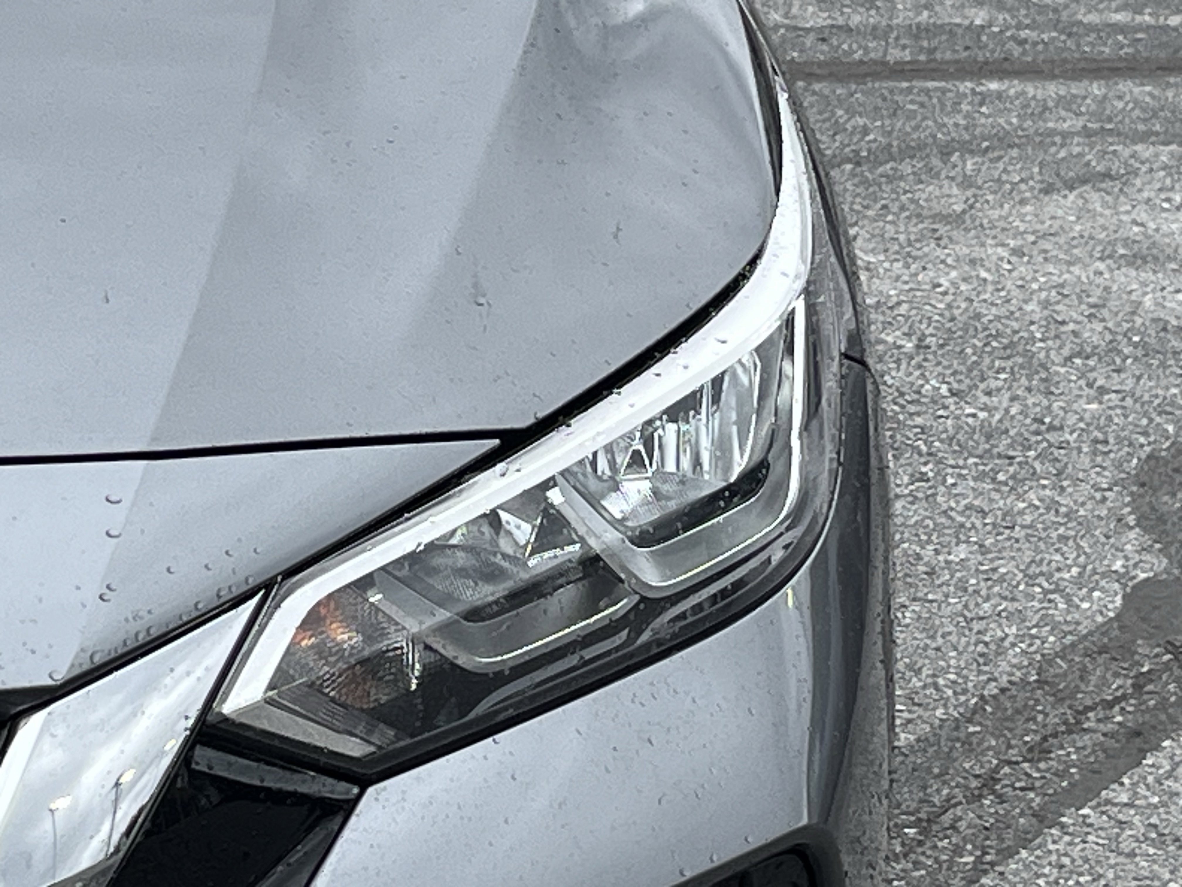 Used 2022 Nissan Sentra SV image 10