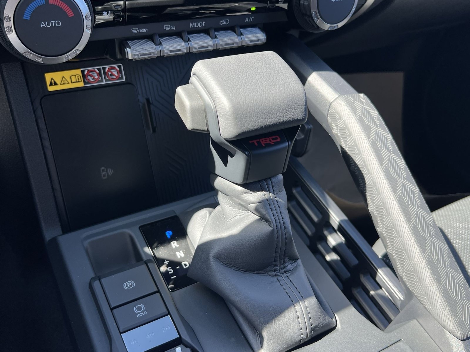New 2026 Toyota 4Runner TRD Off-Road Premium AWD/4WD image 17