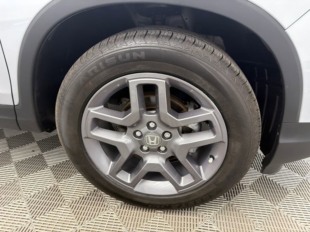 Used 2023 Honda Passport EX-L image 14