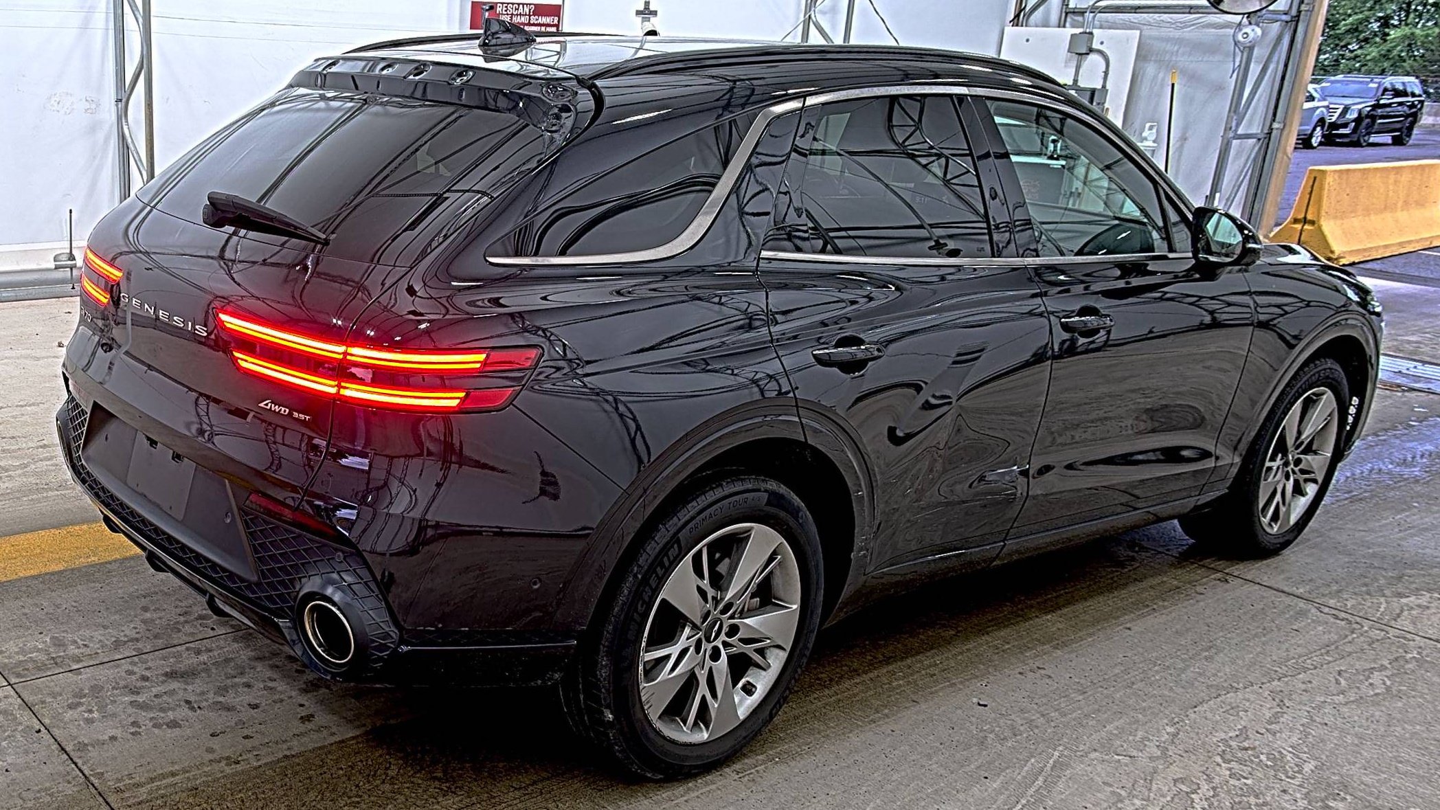 Used 2022 Genesis GV70 3.5T Sport w/ Sport Advanced Package AWD/4WD image 4