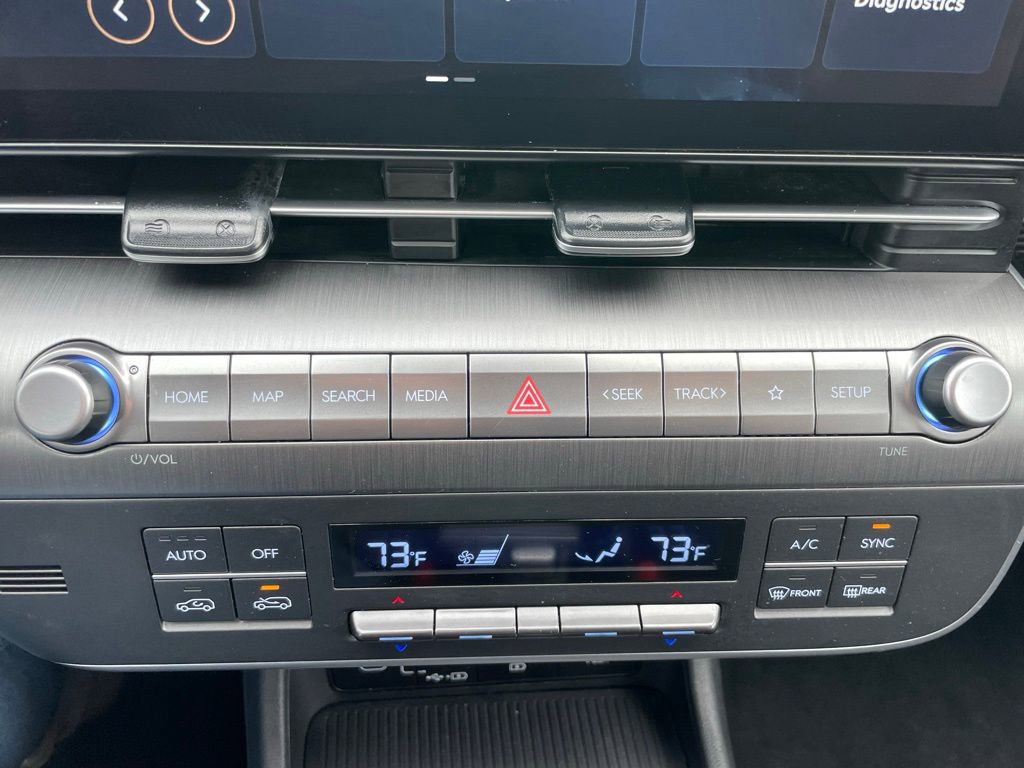 Used 2024 Hyundai Kona SEL image 11