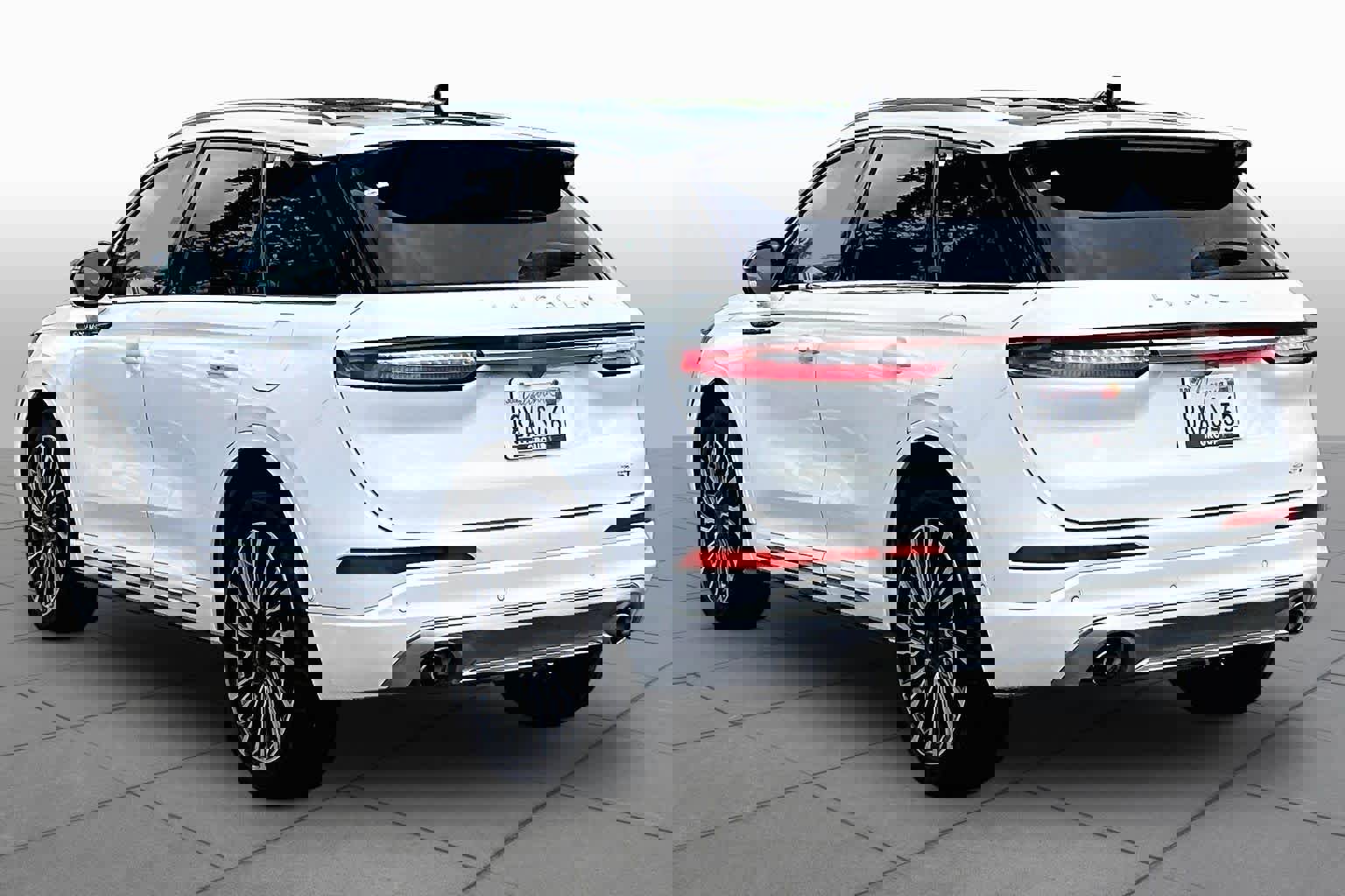 Used 2020 Lincoln Corsair Reserve w/ Equipment Group 201A image 11