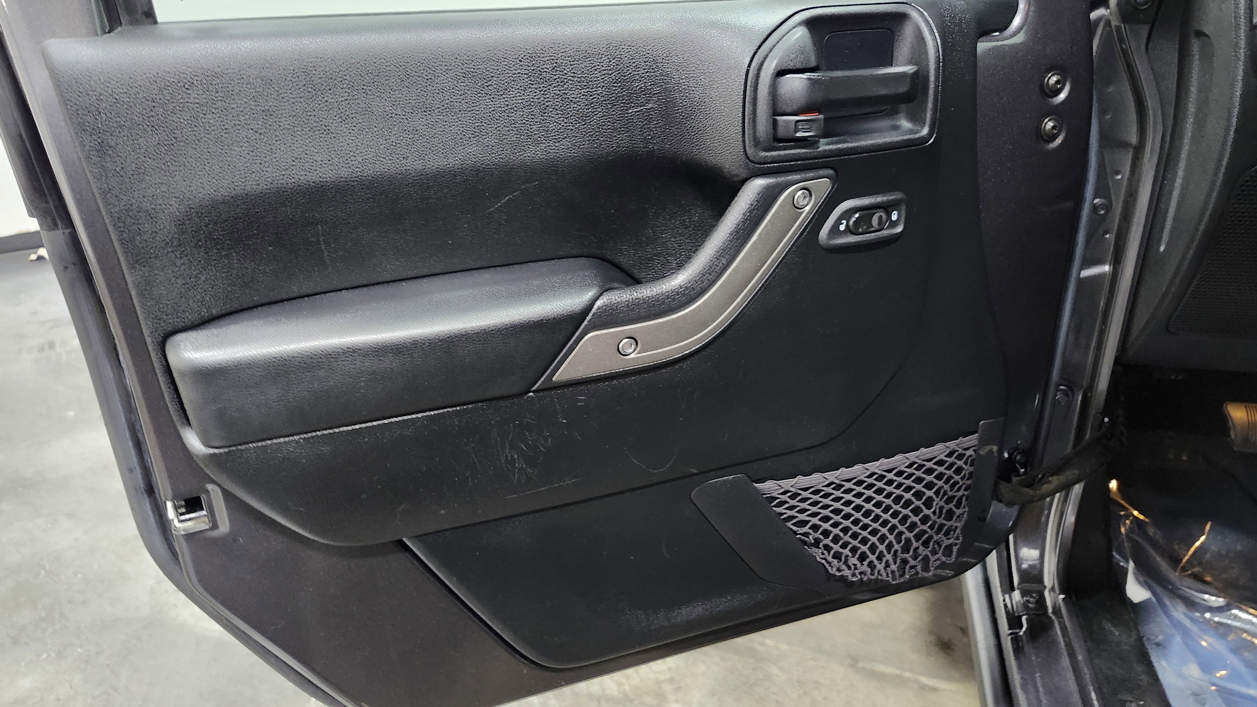 Used 2016 Jeep Wrangler Sport image 20