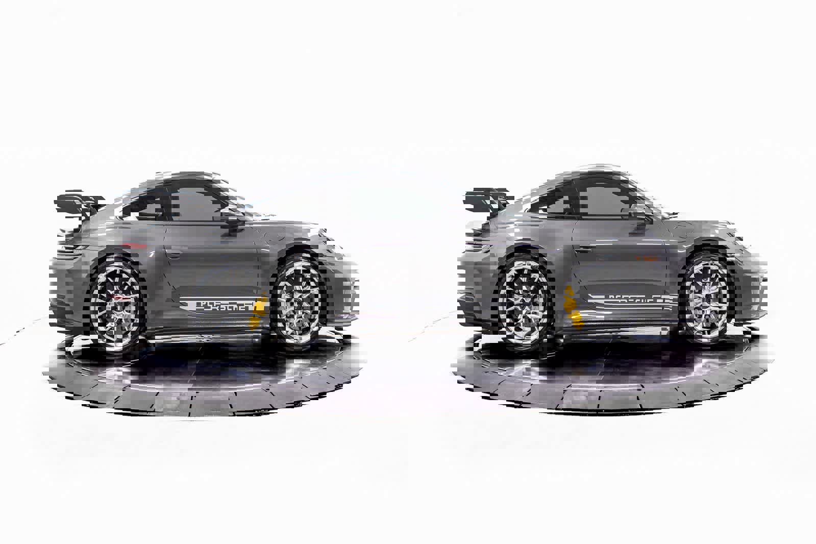 Certified 2024 Porsche 911 GT3 image 8