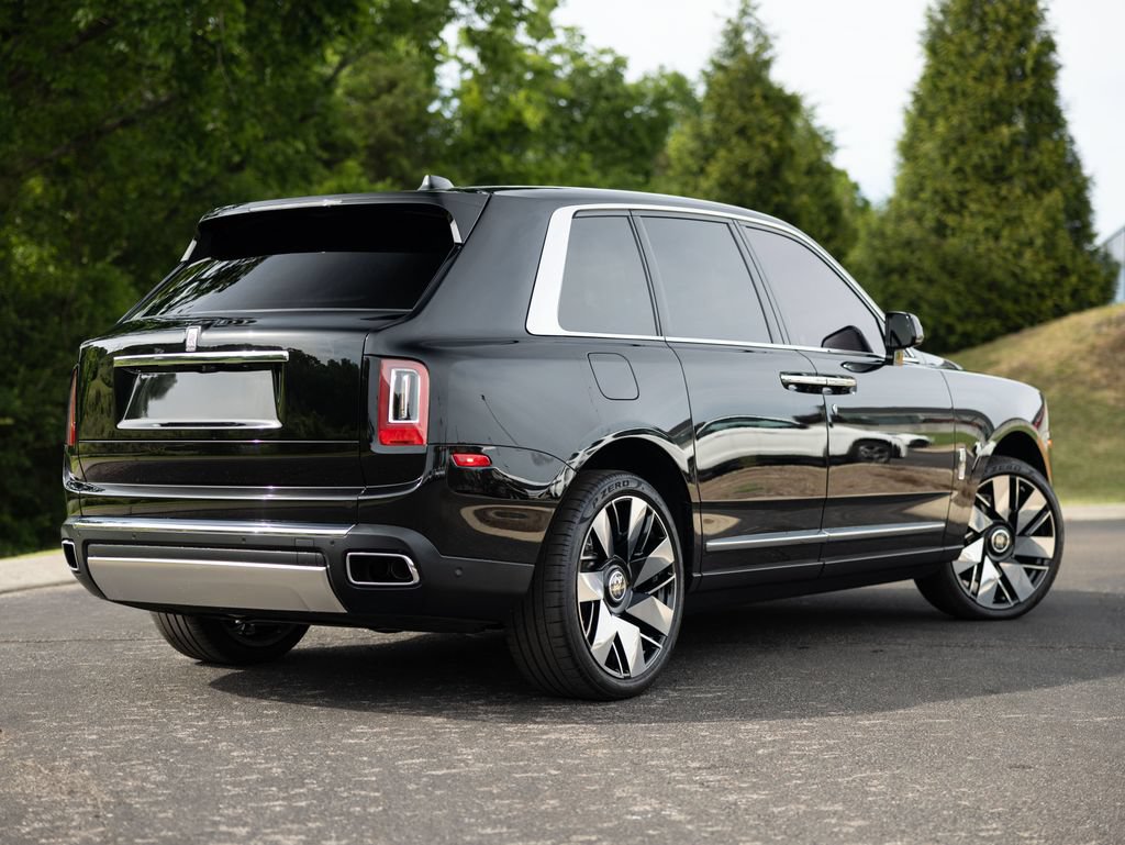 Certified 2021 Rolls-Royce Cullinan AWD/4WD image 2