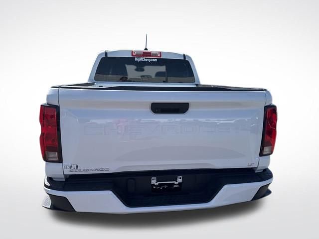Used 2024 Chevrolet Colorado LT AWD/4WD image 4
