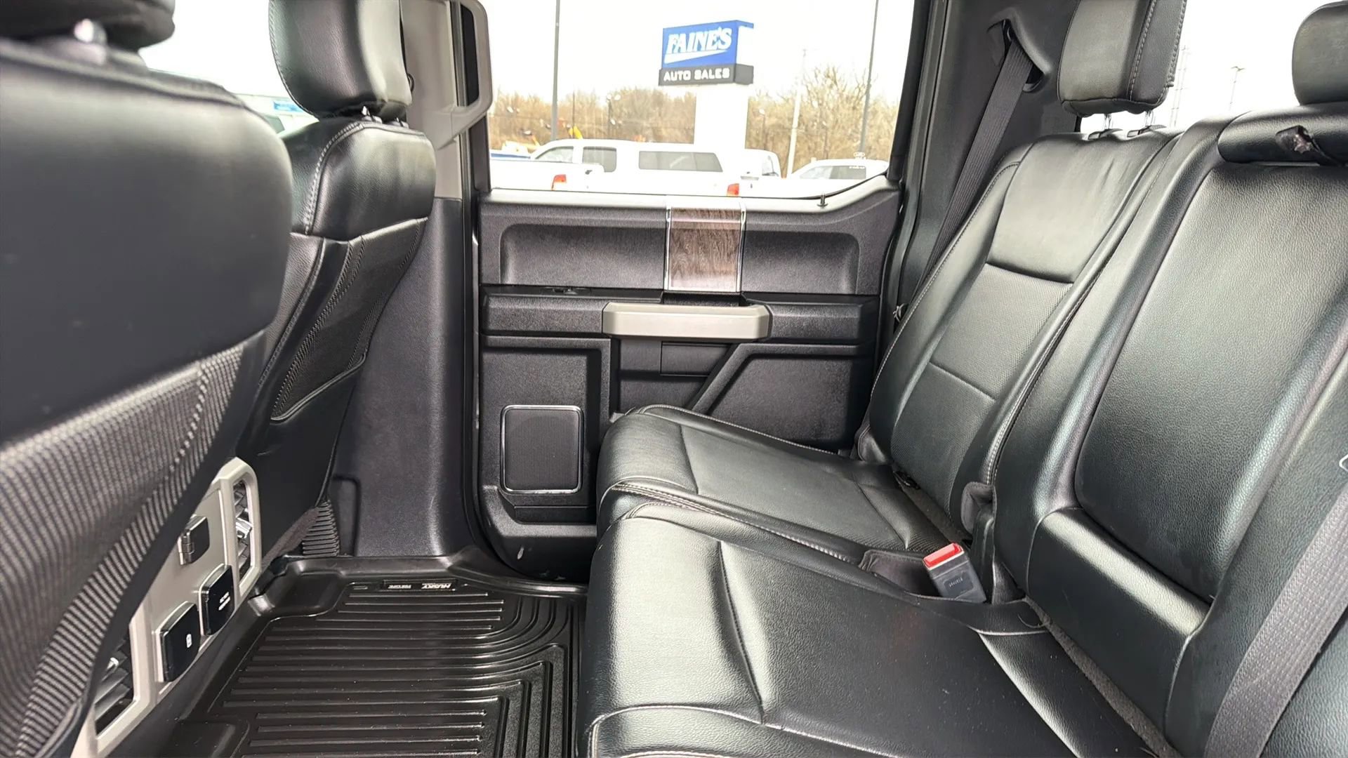 Used 2019 Ford F250 Lariat w/ Chrome Package image 44