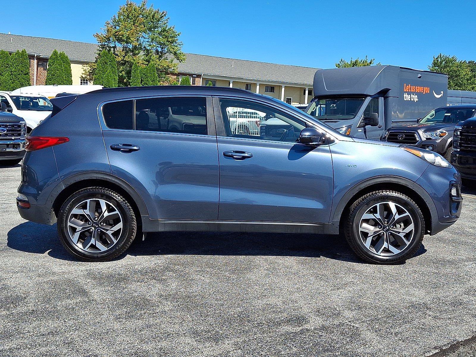 Used 2020 Kia Sportage EX w/ Option Group 15 AWD/4WD image 8