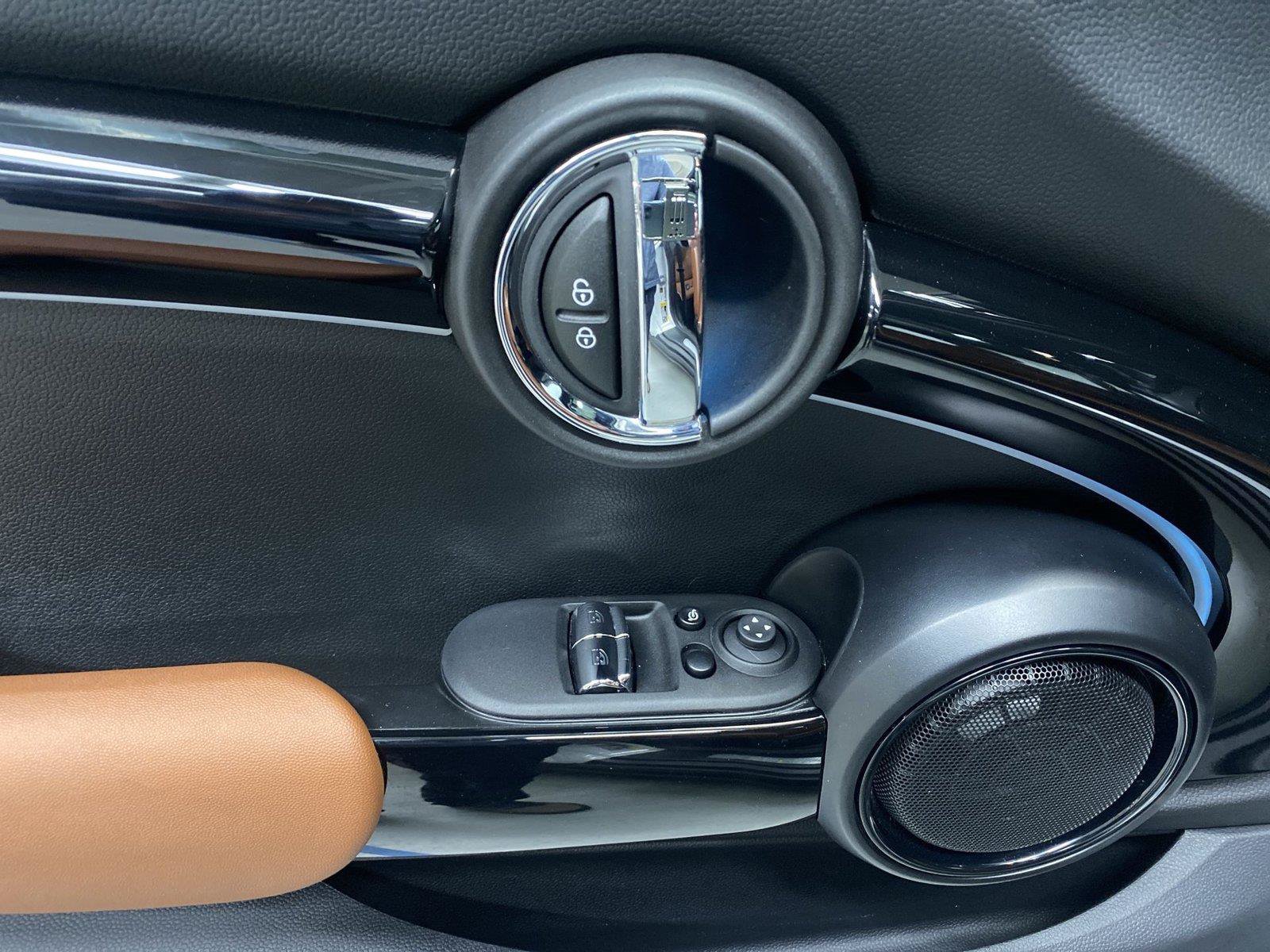 Used 2023 MINI Cooper SE FWD image 19