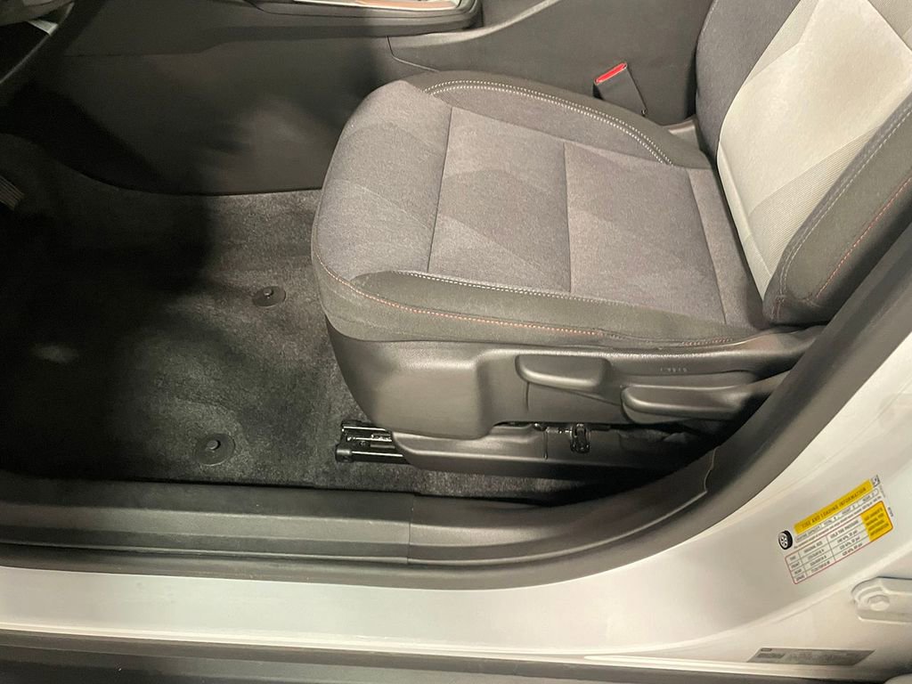 Used 2024 Chevrolet Trax RS w/ Driver Confidence Package image 19