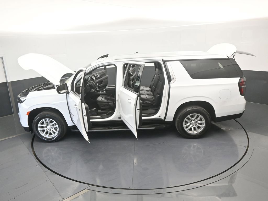 Used 2024 Chevrolet Suburban LT image 70