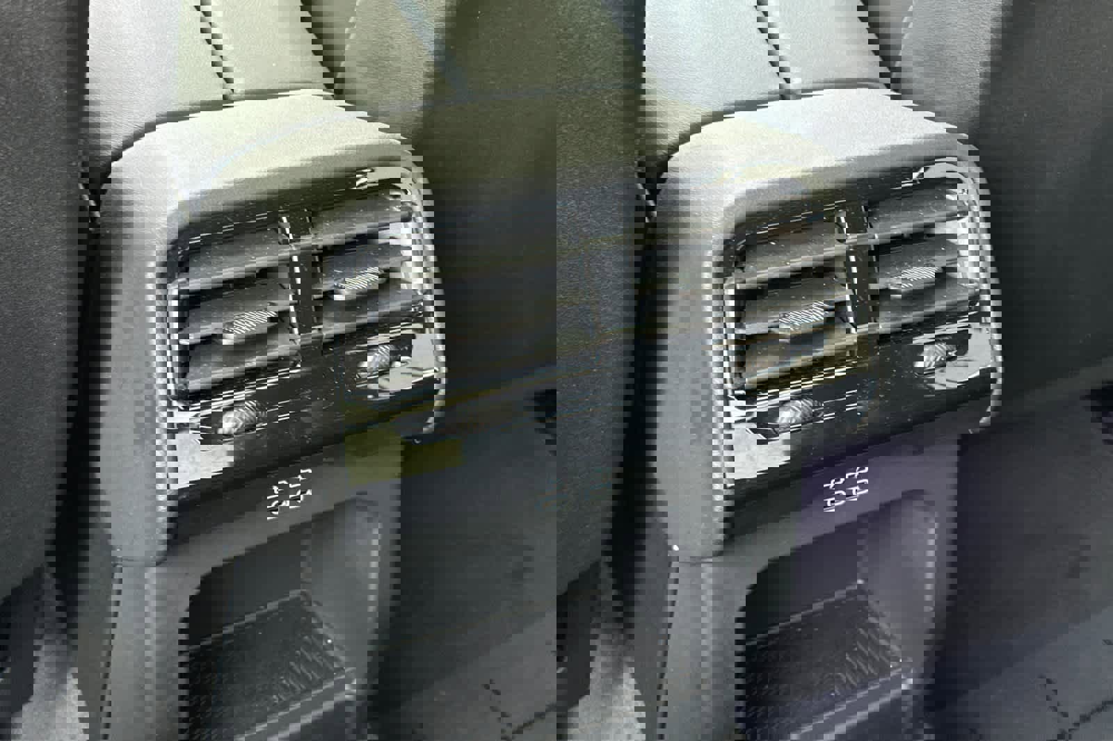 Used 2024 BMW i5 eDrive40i w/ M Sport Package image 14