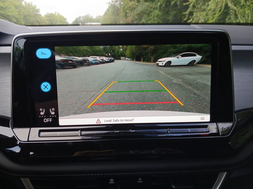 New 2026 Volkswagen Atlas Cross Sport SE image 19