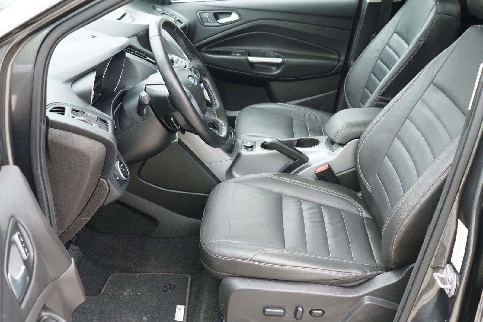 Used 2015 Ford Escape SE w/ Equipment Group 201A AWD/4WD image 10
