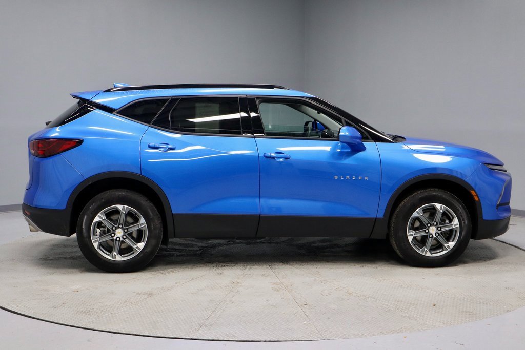 Used 2024 Chevrolet Blazer LT w/ Convenience Package image 6
