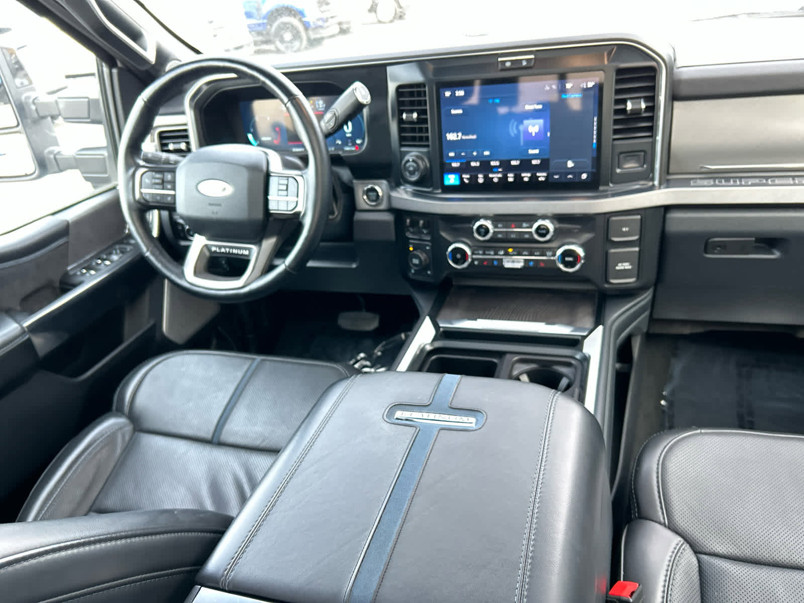 Certified 2025 Ford F350 Platinum AWD/4WD image 26