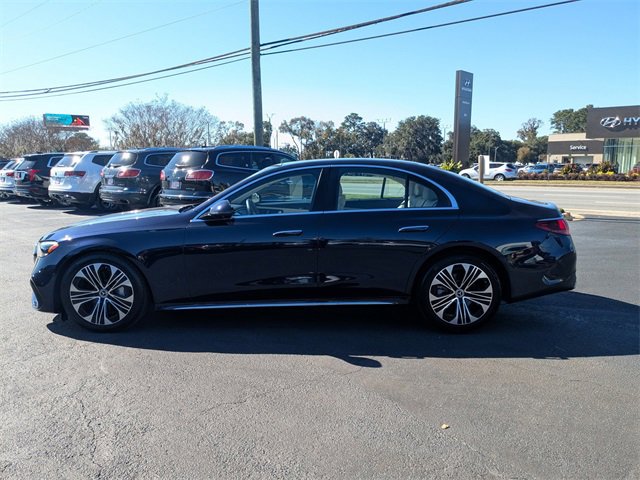 Used 2025 Mercedes-Benz E 350 4MATIC Sedan image 8