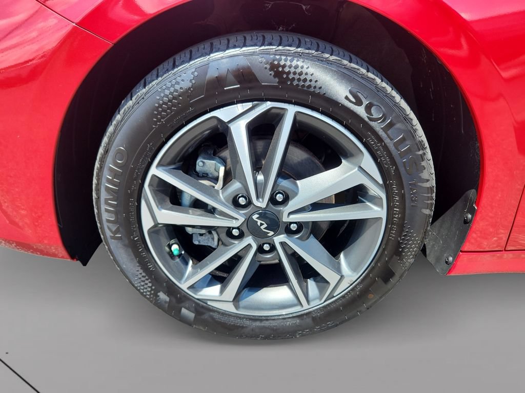 Certified 2024 Kia Forte LXS FWD image 9