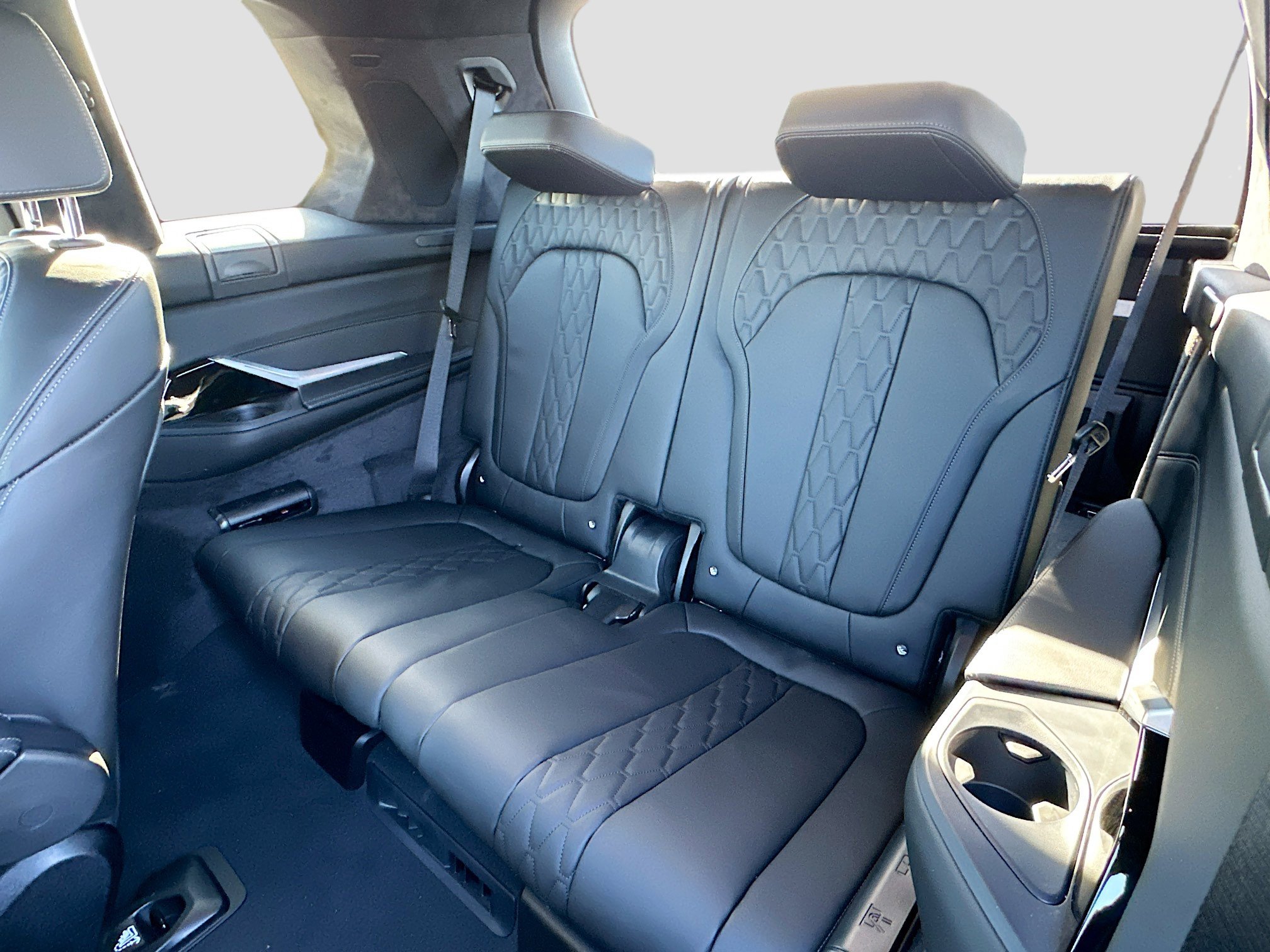 New 2026 BMW X7 xDrive40i w/ Executive Package image 22