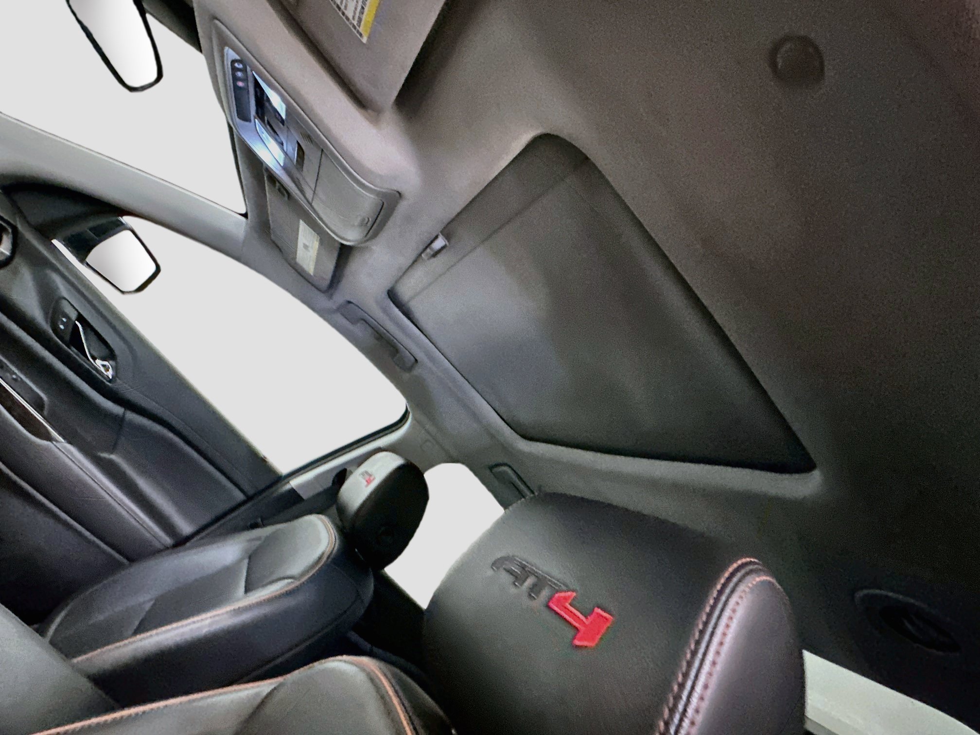 Used 2023 GMC Acadia AT4 w/ Technology Package AWD/4WD image 27