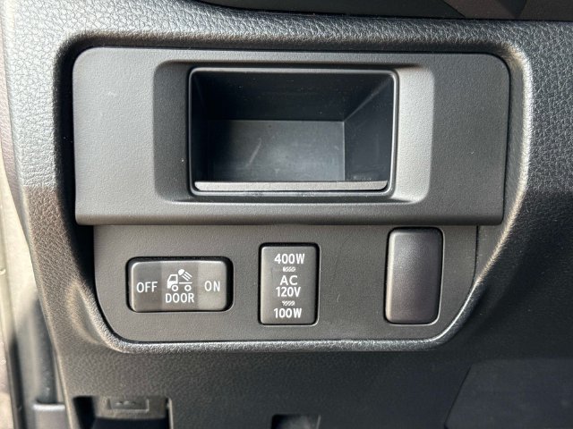 Used 2016 Toyota Tacoma TRD Sport w/ Towing Package RWD image 32