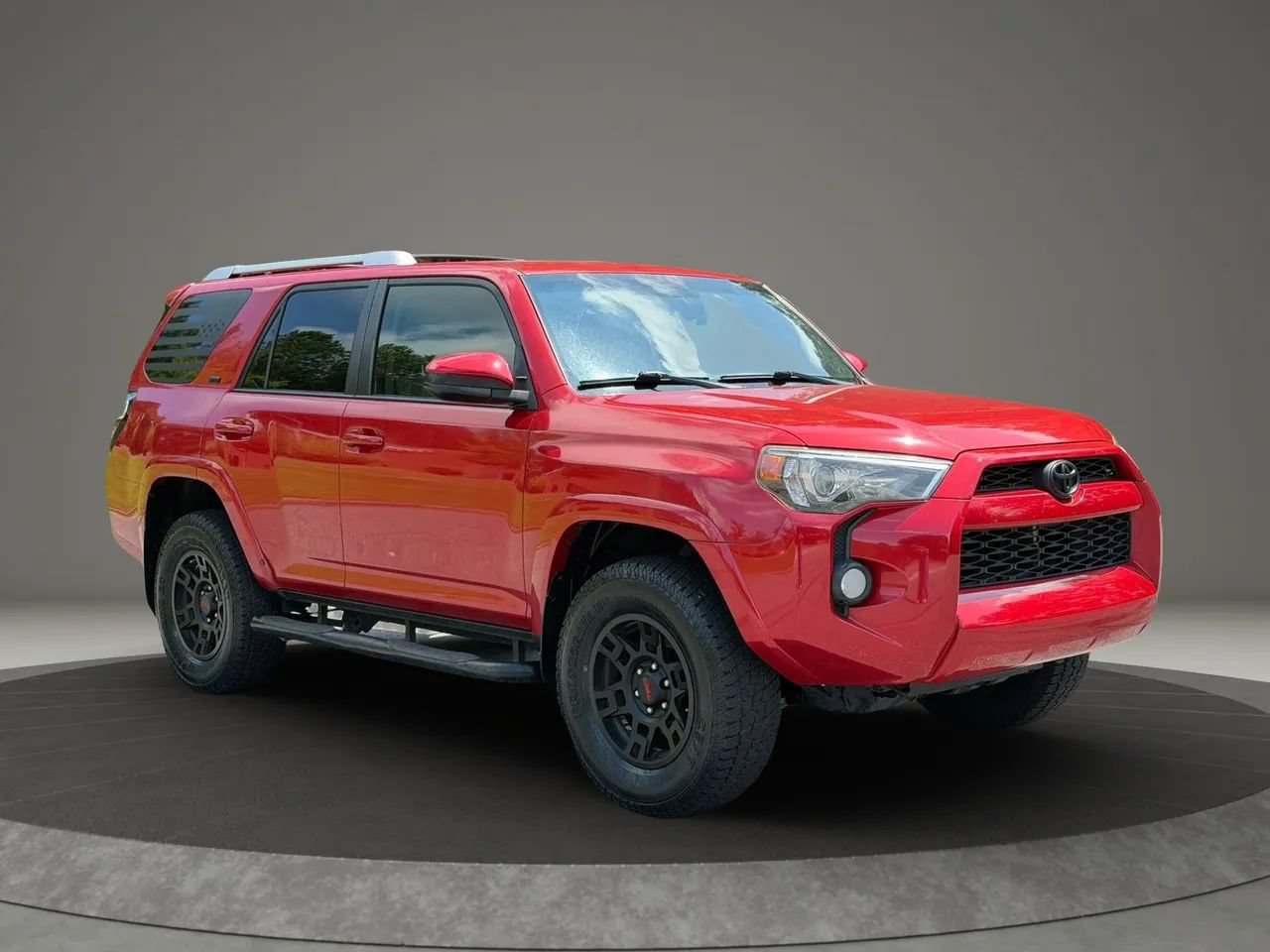 Used 2016 Toyota 4Runner SR5 AWD/4WD image 3