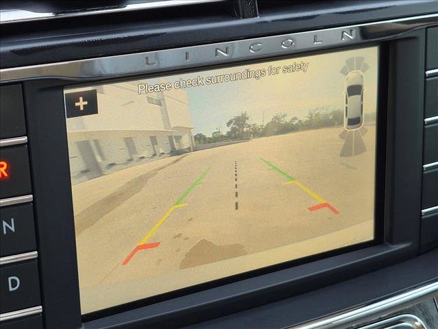 Used 2017 Lincoln Continental Reserve FWD image 12