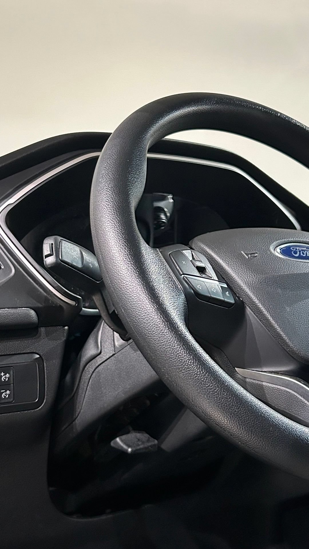 Used 2020 Ford Escape SE AWD/4WD image 33