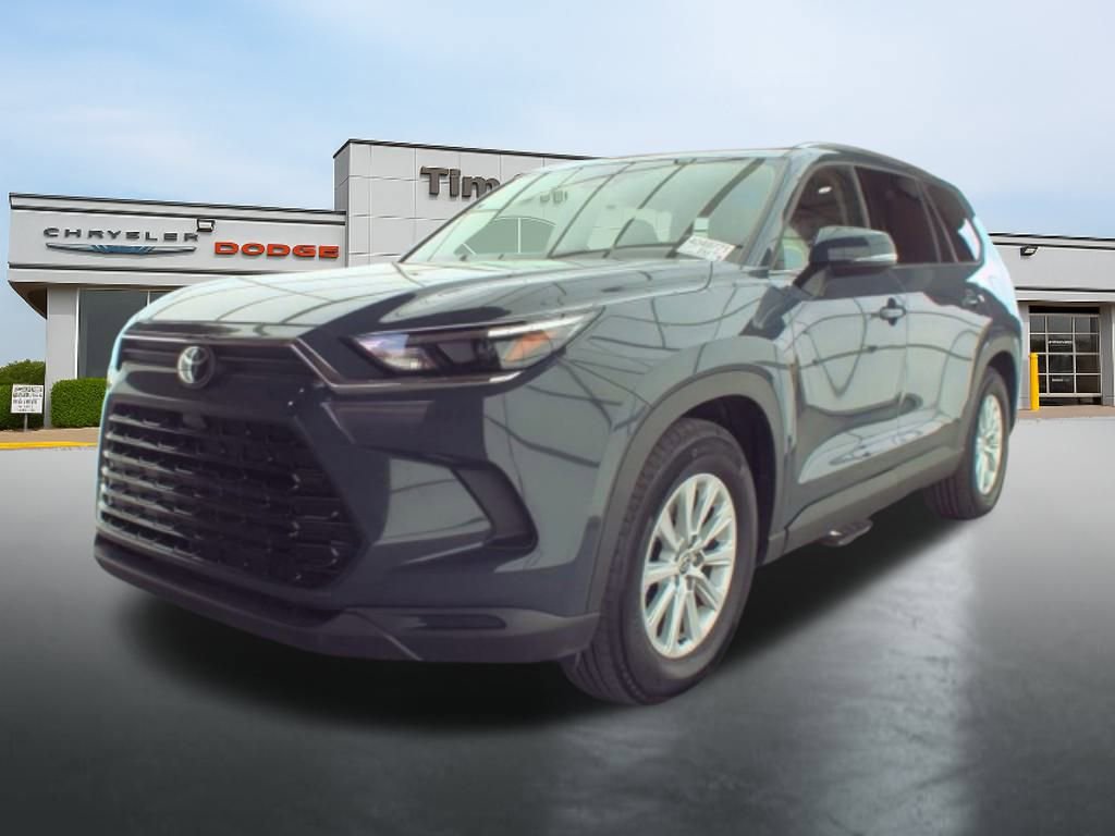 Used 2025 Toyota Grand Highlander AWD image 17