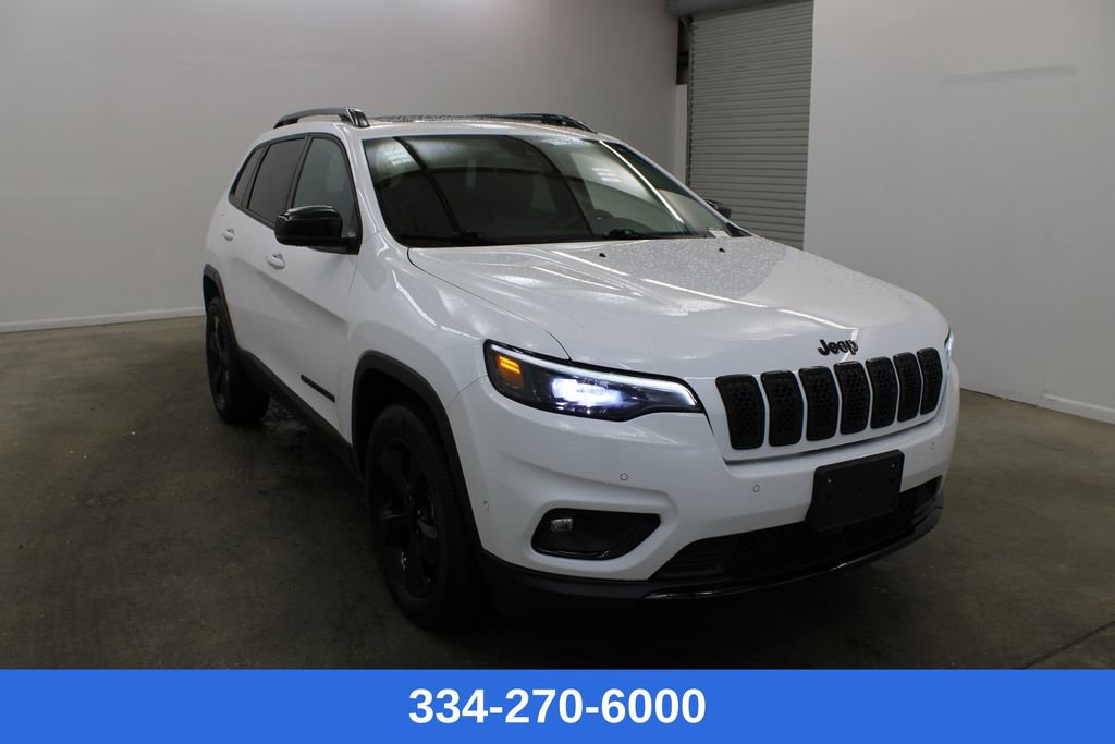 Used 2023 Jeep Cherokee Altitude Lux w/ Lux Elite Package image 6