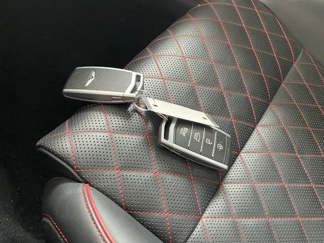 Used 2019 Genesis G70 3.3T Advanced w/ Sport Package image 30