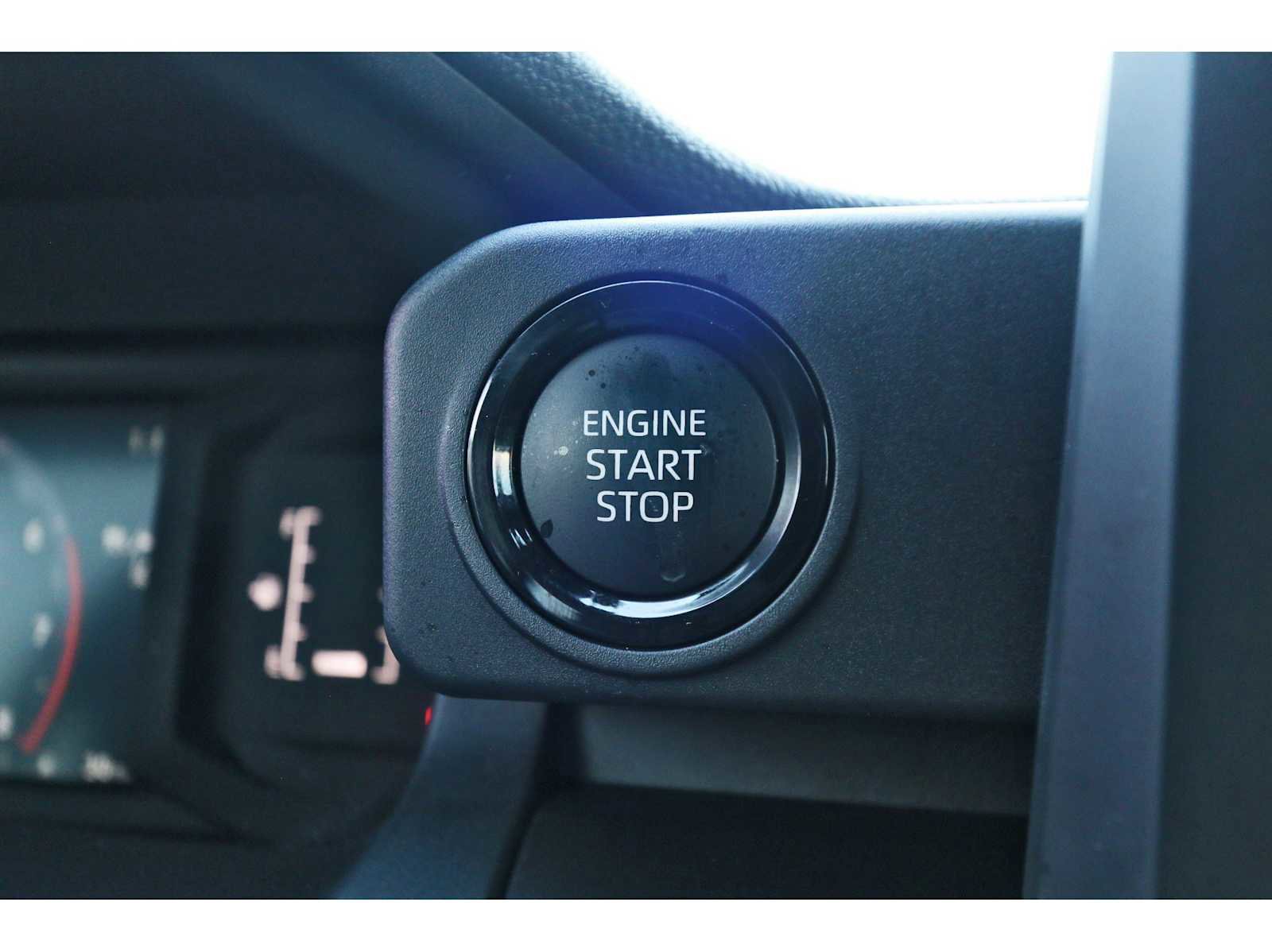 Used 2024 Toyota Tacoma SR image 26