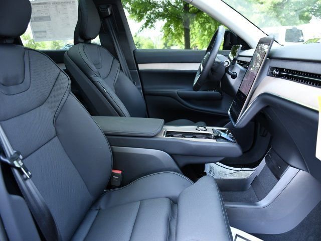 New 2025 Volvo EX90 Ultra AWD/4WD image 27