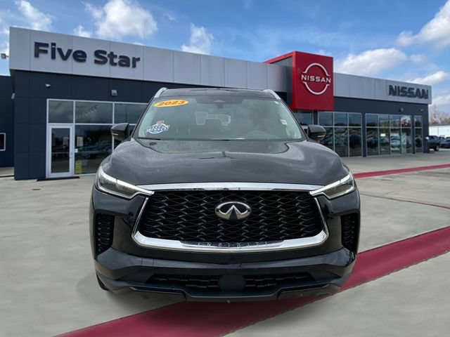 Used 2023 INFINITI QX60 Luxe w/ Vision Package AWD/4WD image 2