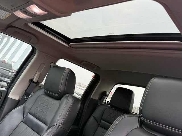 Used 2024 Nissan Frontier SL w/ Technology Package image 16