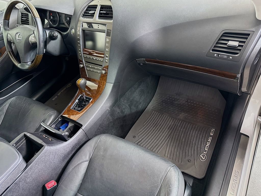 Used 2010 Lexus ES 350 image 30