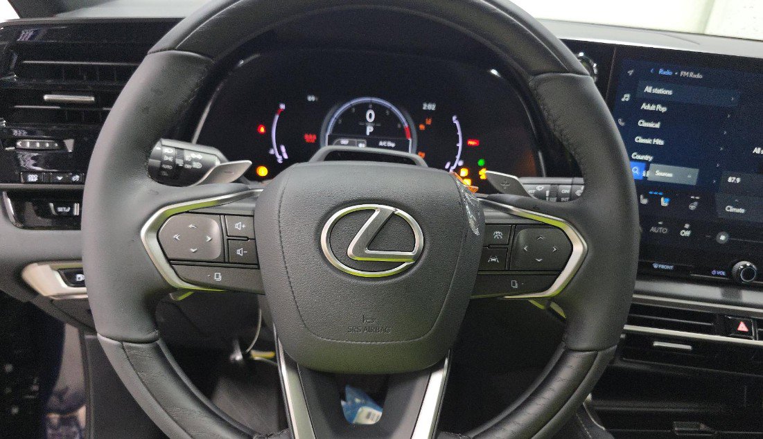 Used 2024 Lexus RX 350 Premium Plus w/ Convenience Package FWD image 6