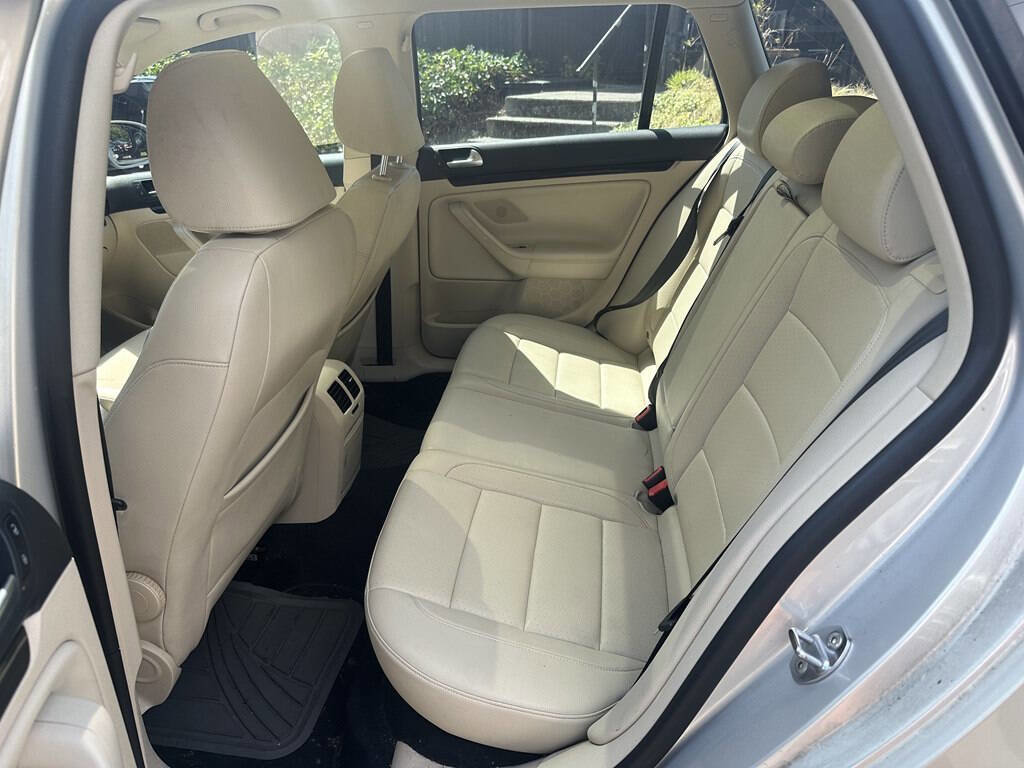 Used 2012 Volkswagen Jetta TDI image 42