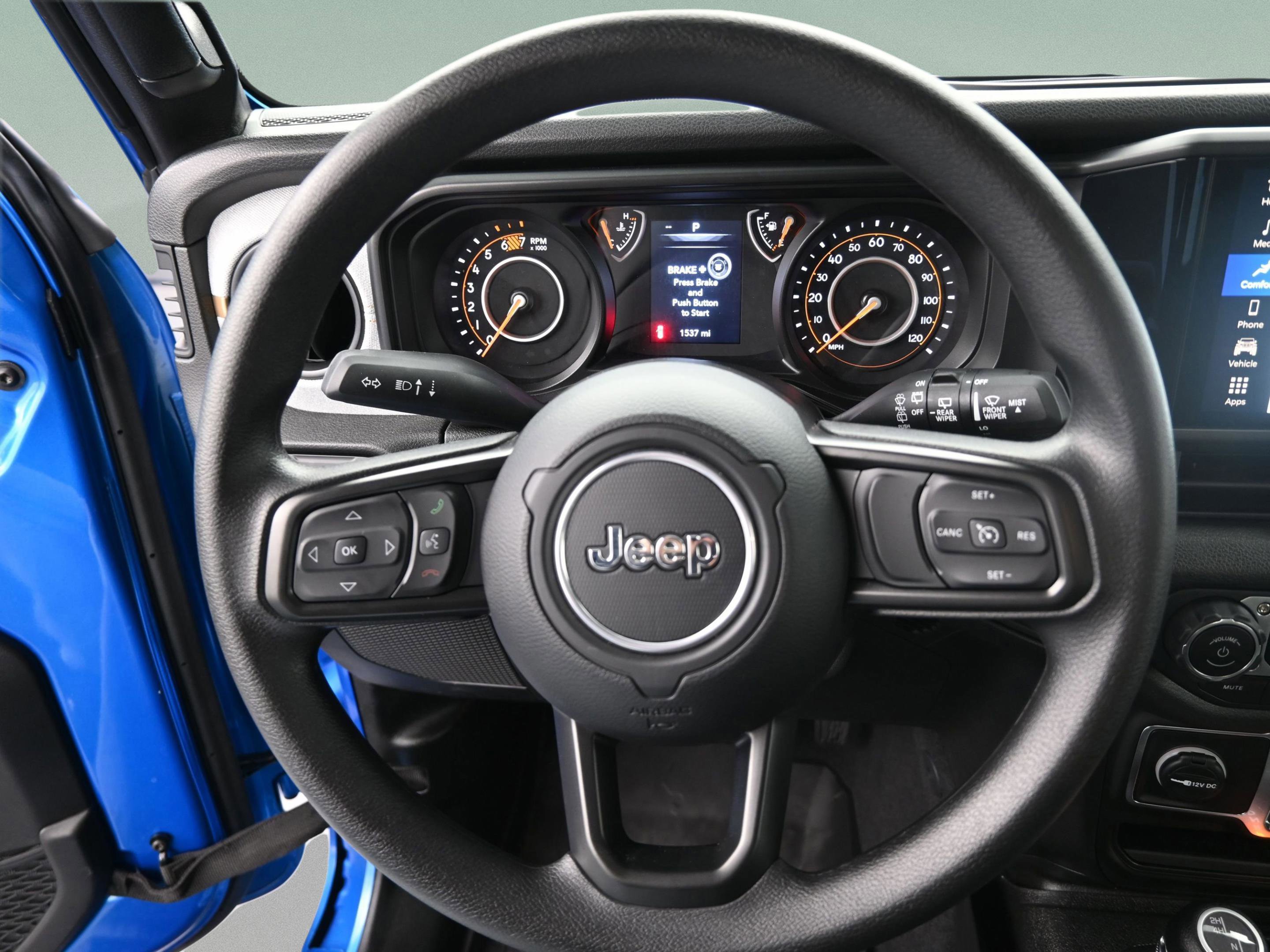 Used 2025 Jeep Wrangler Sport image 36