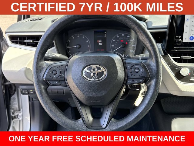 Used 2025 Toyota Corolla LE FWD image 18